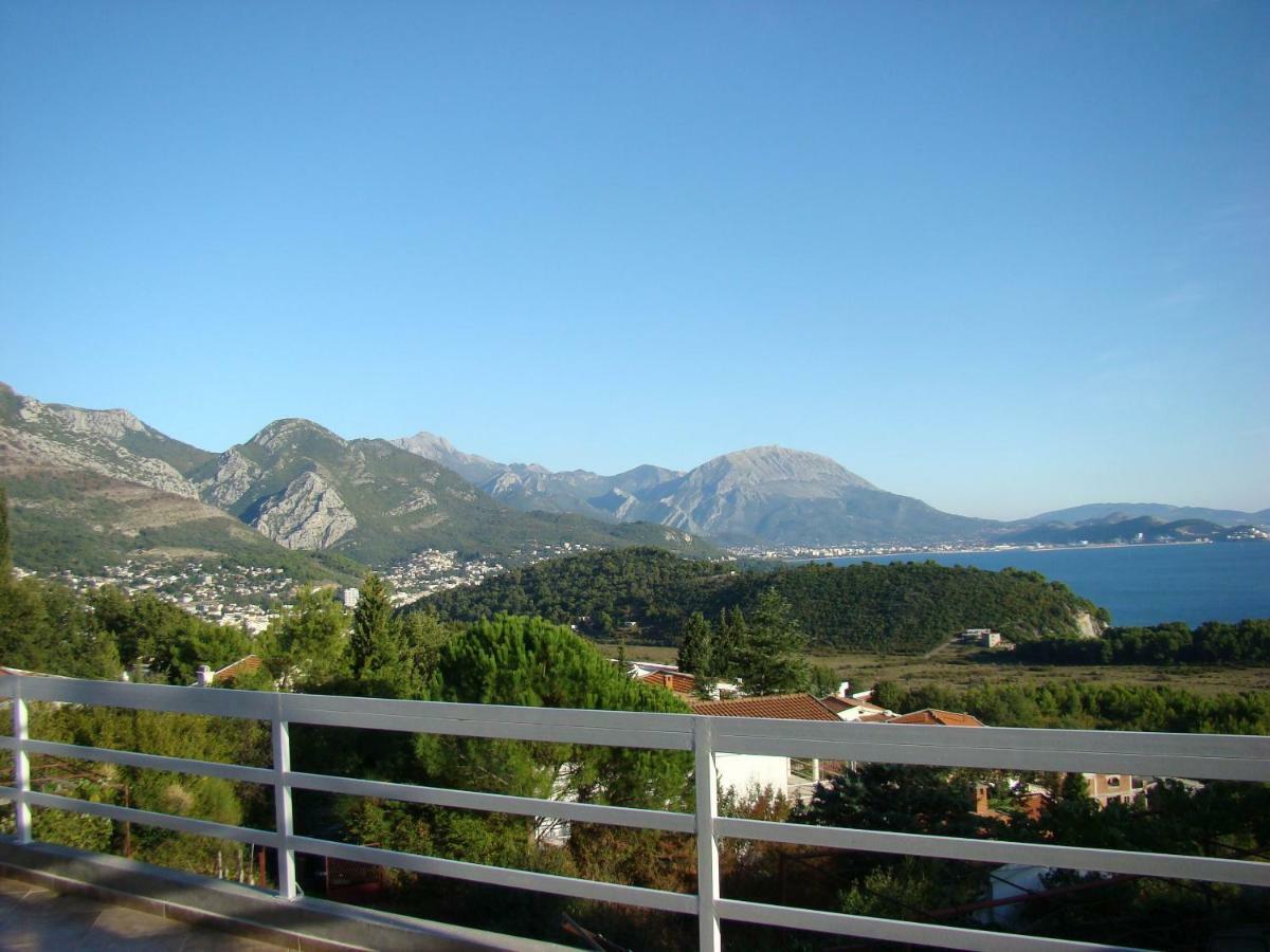 Apartments Jovanic With 2 Bedrooms Сутоморе Экстерьер фото