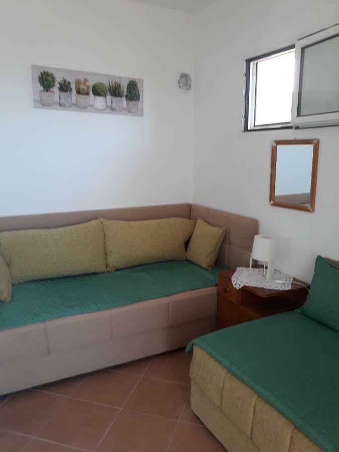 Apartments Jovanic With 2 Bedrooms Сутоморе Экстерьер фото