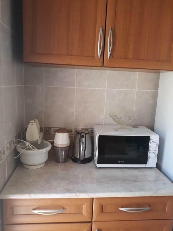 Apartments Jovanic With 2 Bedrooms Сутоморе Экстерьер фото